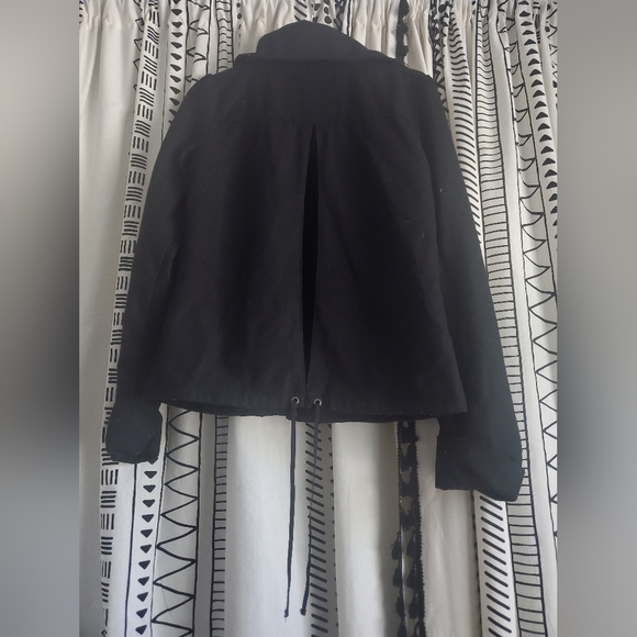 Black Jacket - Picture 4 of 4